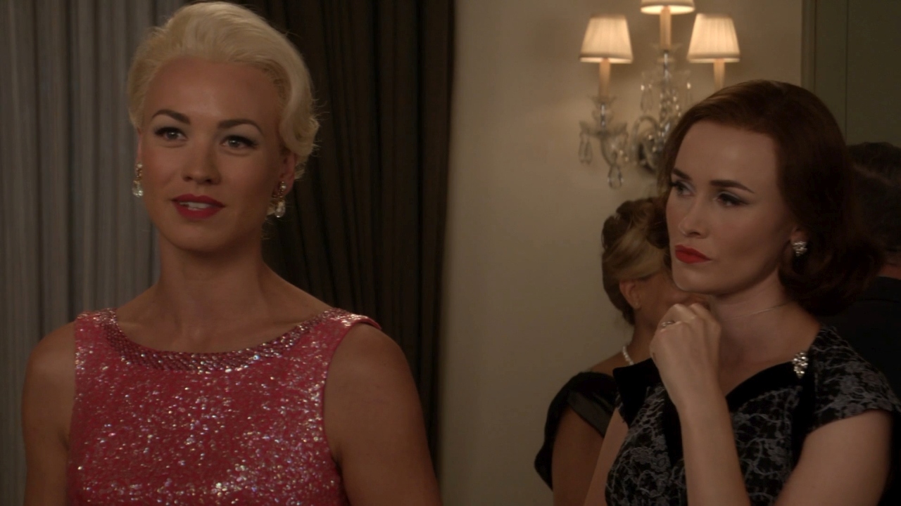 TheAstronautWivesClub_1x01_Launch_0095.jpg