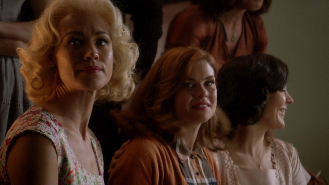 TheAstronautWivesClub_1x02_Protocol_0147.jpg