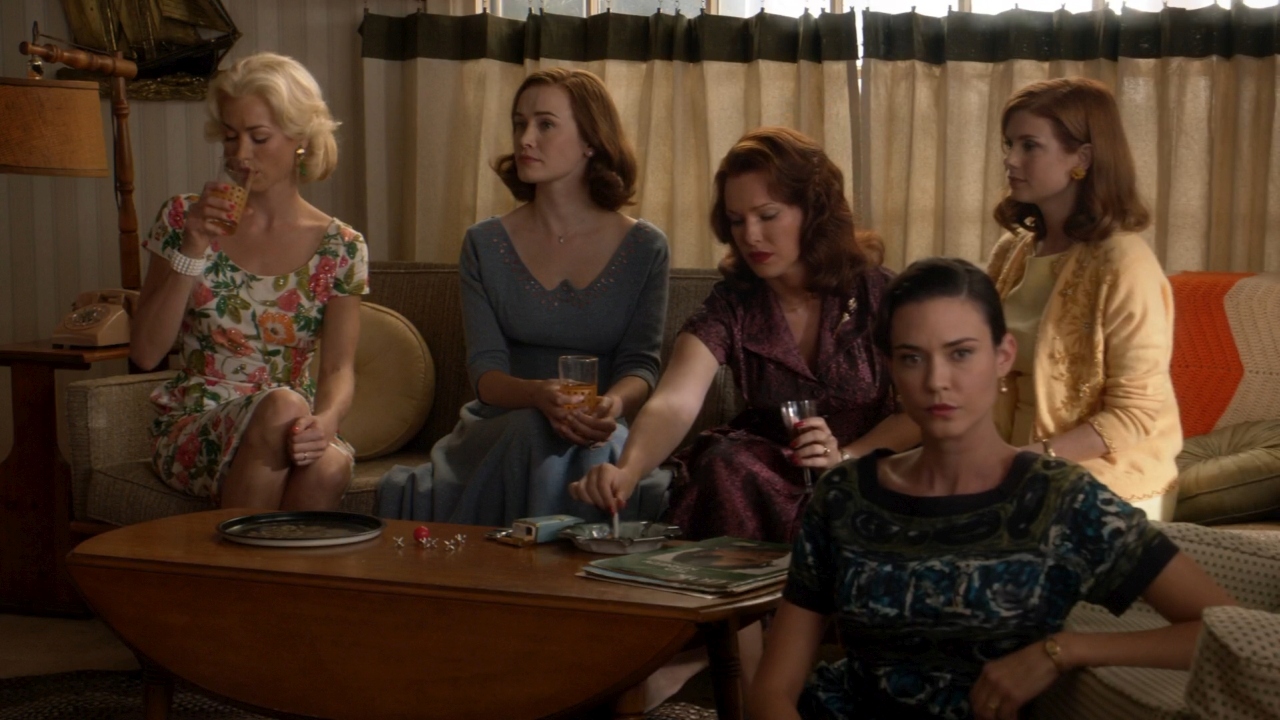 TheAstronautWivesClub_1x02_Protocol_0163.jpg