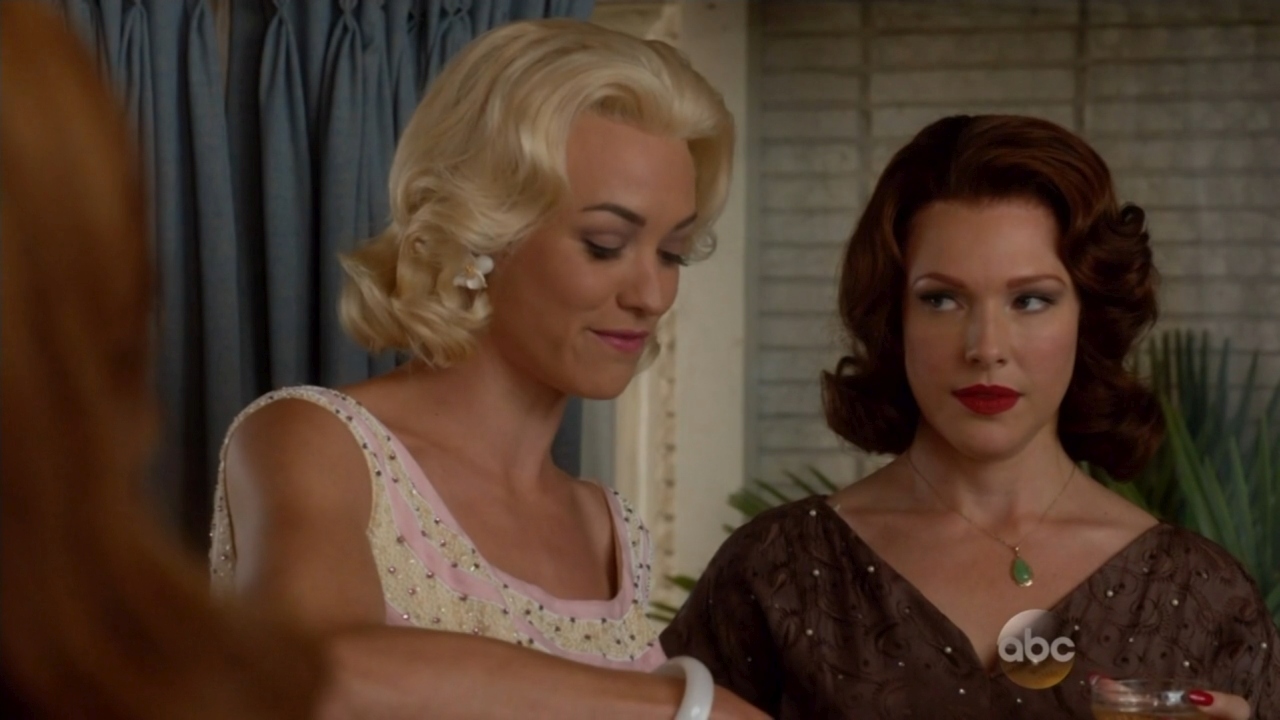 TheAstronautWivesClub_1x04_Liftoff_0072.jpg