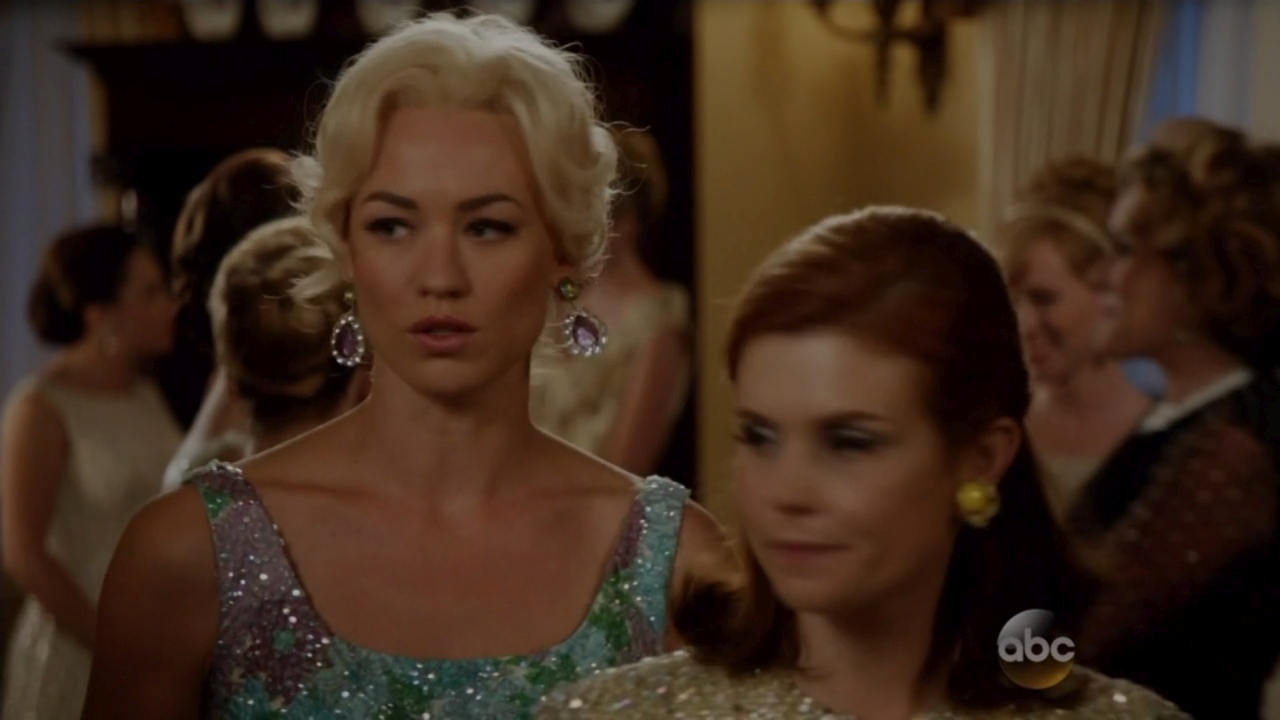 TheAstronautWivesClub_1x04_Liftoff_0176.jpg